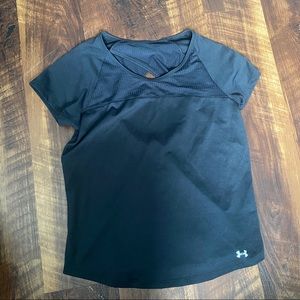 Black under armour shirt